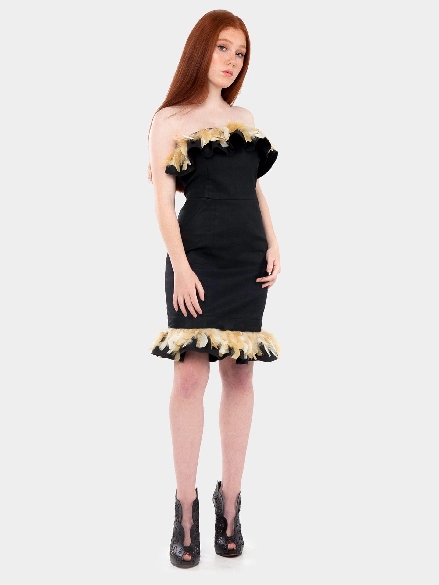 Labby Alas Volantes con Plumas Doradas - Imagen 3