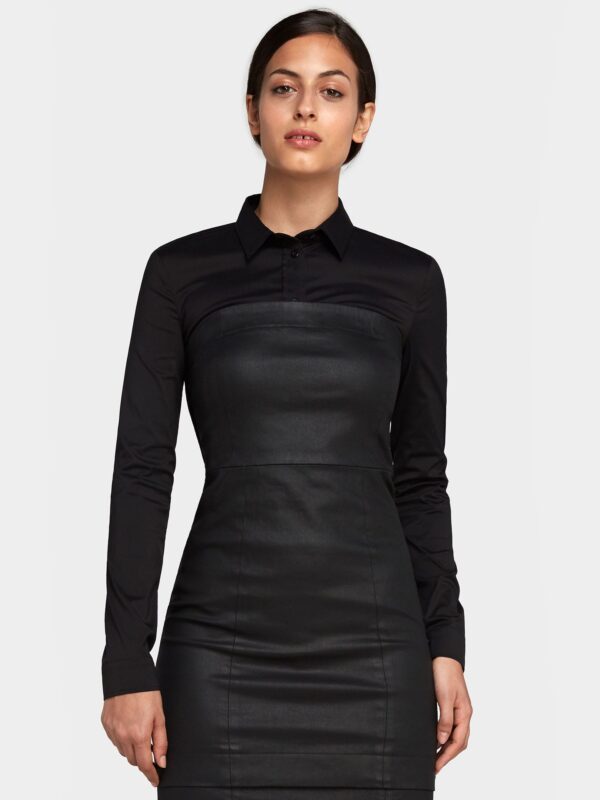 Labby Alas Camisa Negra